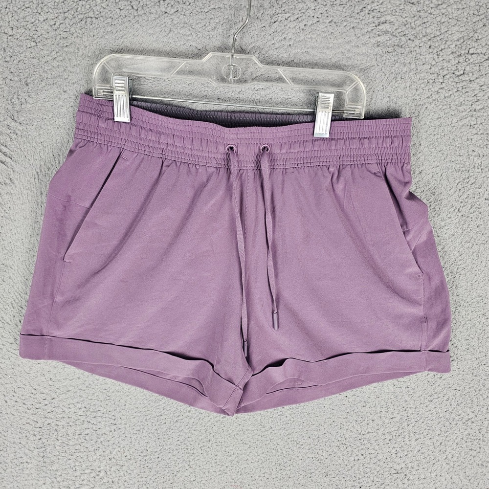 Lululemon Shorts Womens 8 Purple Spring Break Away Cuffed Drawstring Pocket